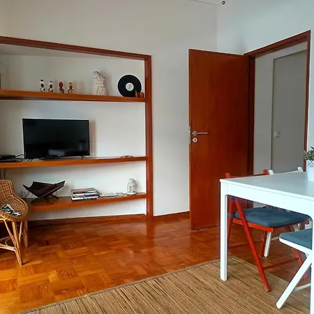 Combatentes Apartman Porto