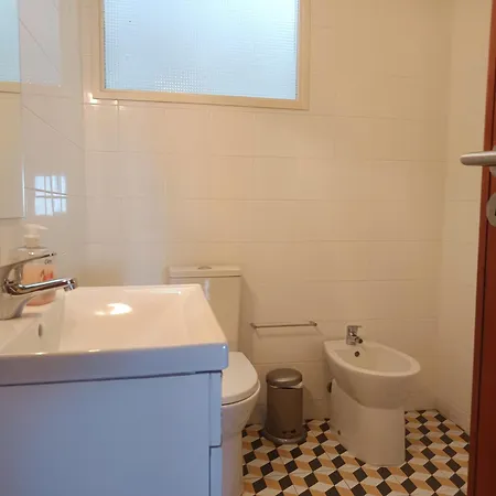 Combatentes Apartman Porto